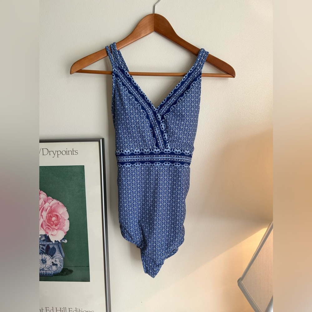 Cabana life by Talbots Meribella cross back one piece tranquil blue size small